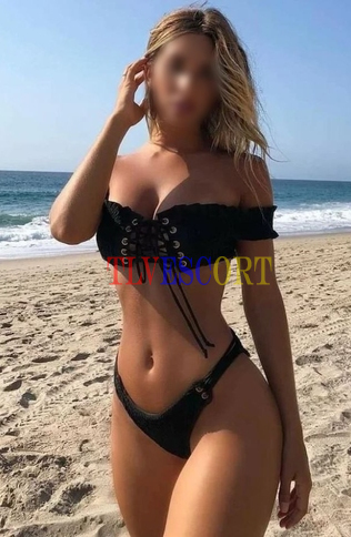 צמיחה נמוכה עם שדיים יפים, בן 18, ייחודי